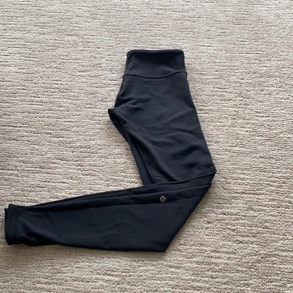 Lululemon Reversible black/dark grey legging - Picture 2 of 3